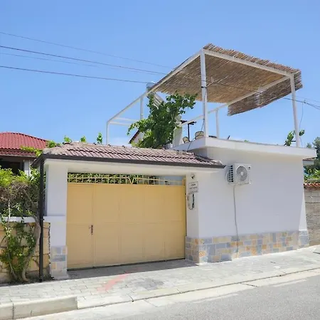 Cereni Nyaraló