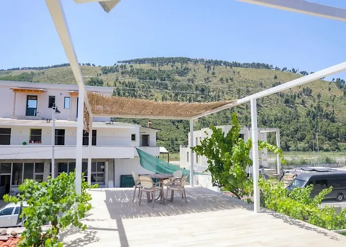 Hébergement de vacances Cereni Berat